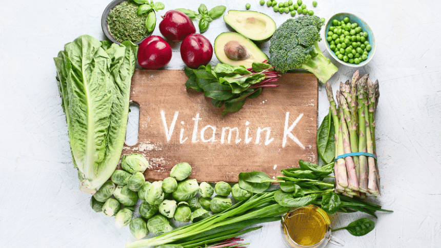 Potraviny obsahující vitamin K.