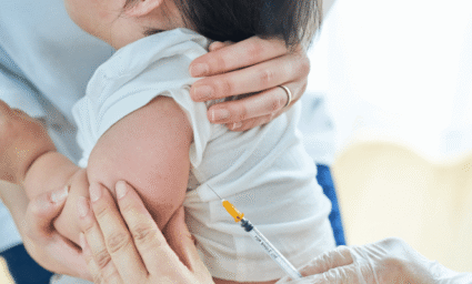 Očkování malého miminka.