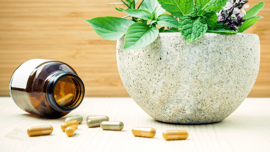 Prášky vs. byliny.