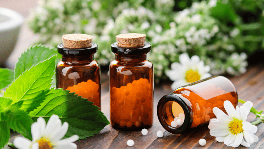 lahvičky s homeopatikem.