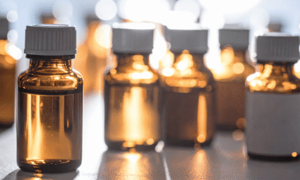 Lahvičky s tekutým homeopatikem.