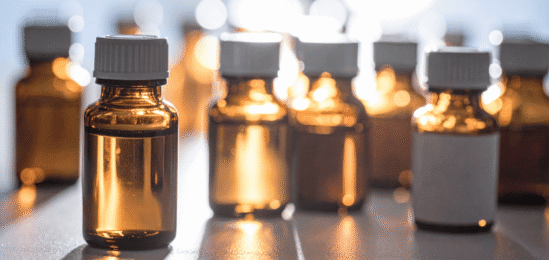 Lahvičky s tekutým homeopatikem.